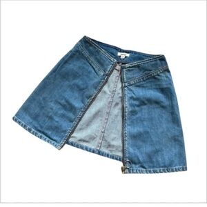 GARAGE zip up denim jean skirt in excellent condition. Size xs
